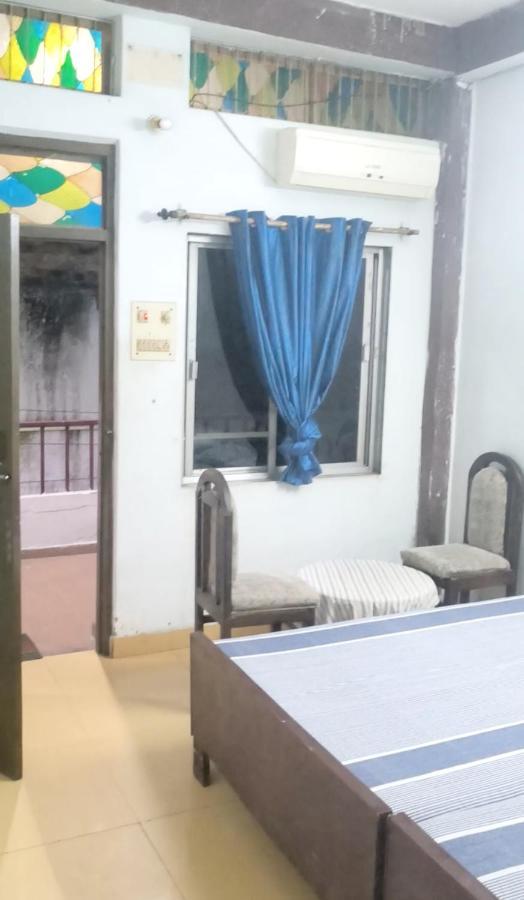 Gandhi Ganaga Guest House Варанаси Екстериор снимка