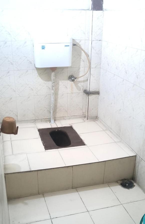 Gandhi Ganaga Guest House Варанаси Екстериор снимка